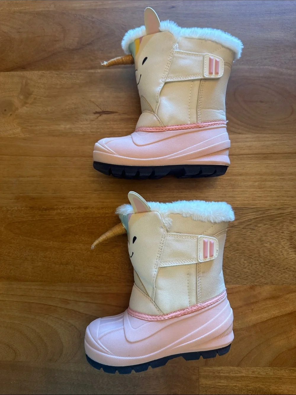 Cat & Jack size 7 Unicorn Pink and White Kids Snow Boots